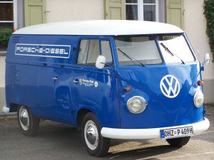 1198px-0385_porsche_diesel_bus_blau